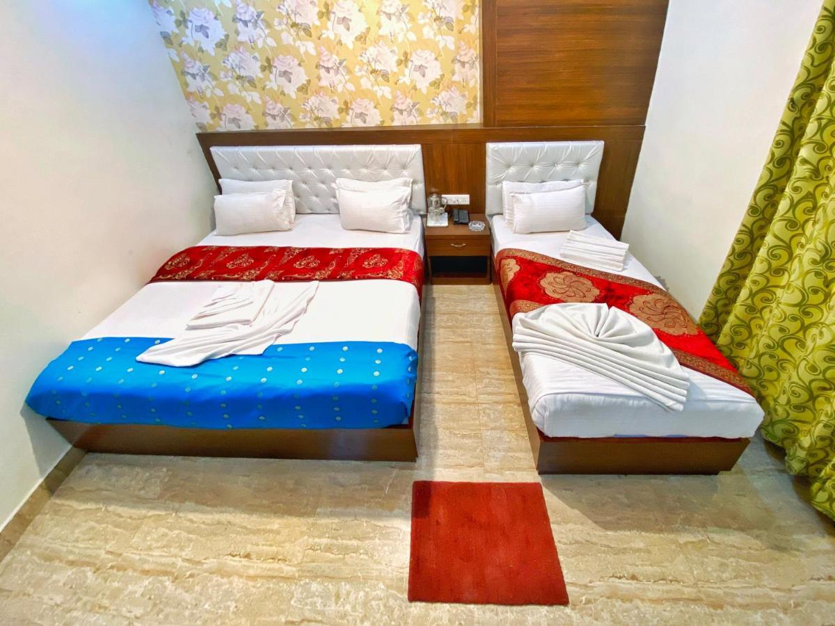 Hotel Midcity Varanasi Exterior photo
